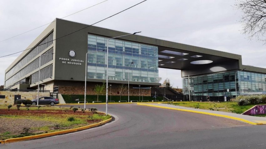La Justicia neuquina sale nuevamente de compras
