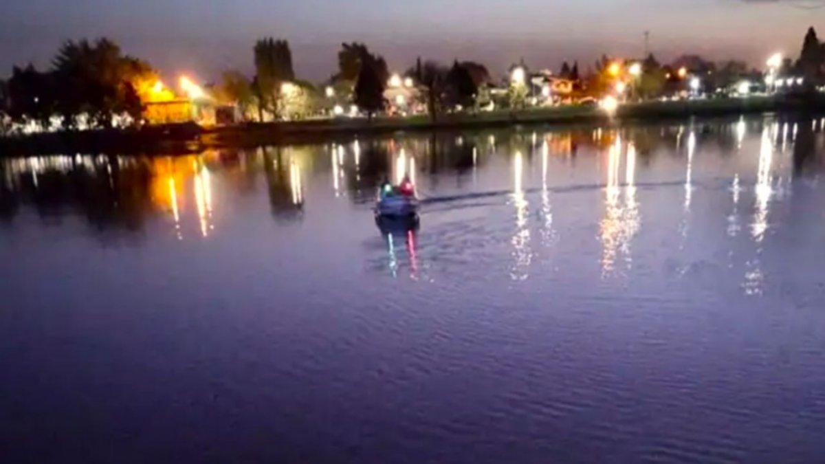Buscan a un chico de 20 años que se tiró al río