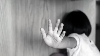 La violó un hermano y después el otro, con aprobación de su papá