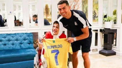 Condenaron a Cristiano Ronaldo a 99 latigazos por abrazar a una mujer