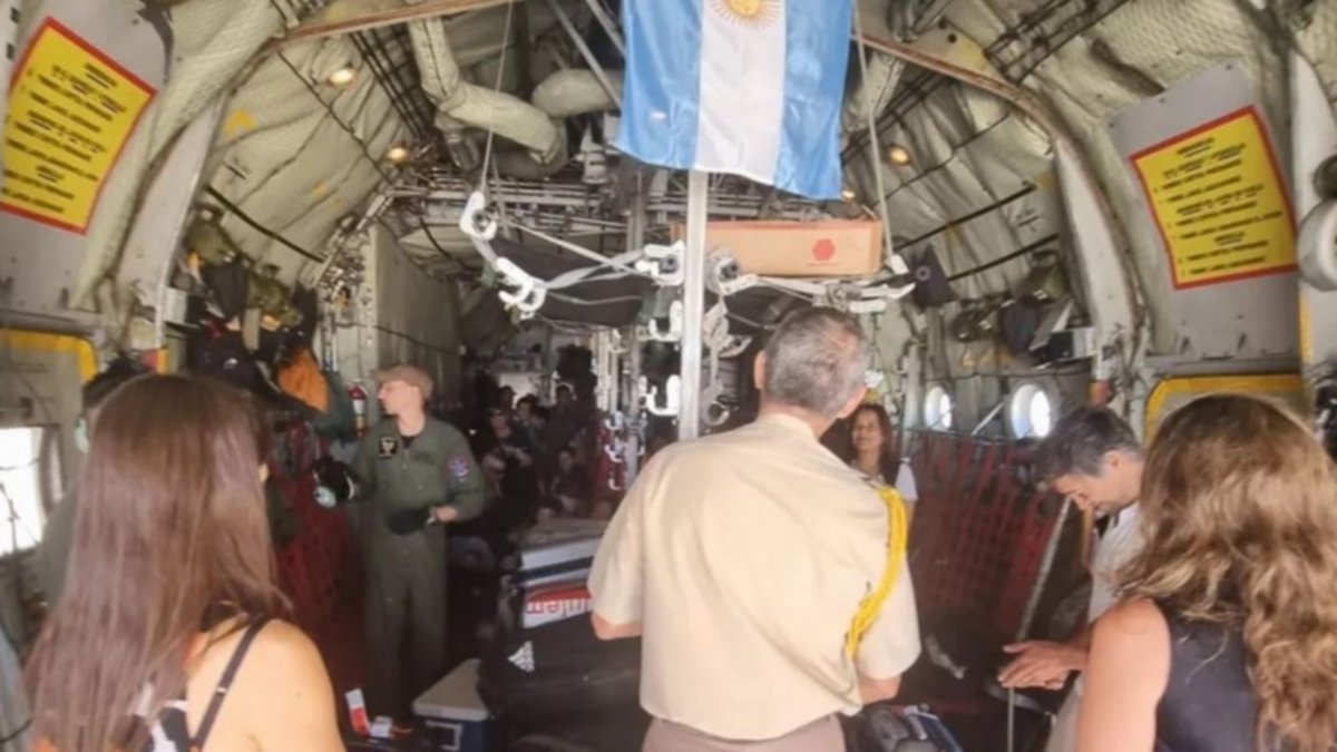 Cancillería argentina exigió la "inmediata liberación" de todos los rehenes