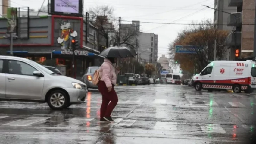 Comienzo de semana con lluvias , viento y alerta para Neuquén
