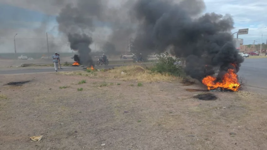 Corte total en Ruta 7 complica el tránsito en Neuquén