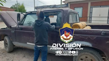 Manejaba una camioneta robada y quedó detenido