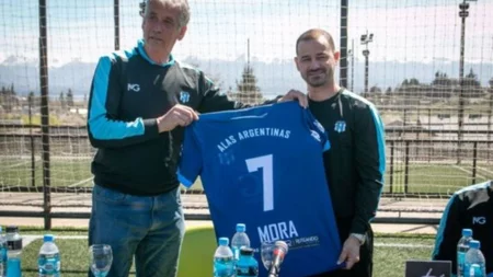 El uruguayo Mora hizo su presentación en Alas Argentinas