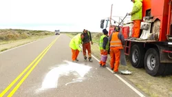 Vialidad comenzó tareas de demarcación sobre la Ruta 23