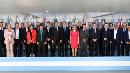 Omar Gutiérrez habló tras la reunión de gobernadores en el CFI con Sergio Massa