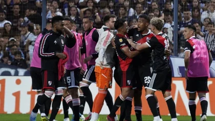River defiende la cima del grupo en el Bosque
