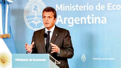 Combustibles: Massa dijo que espera que se normalice en las próximas horas