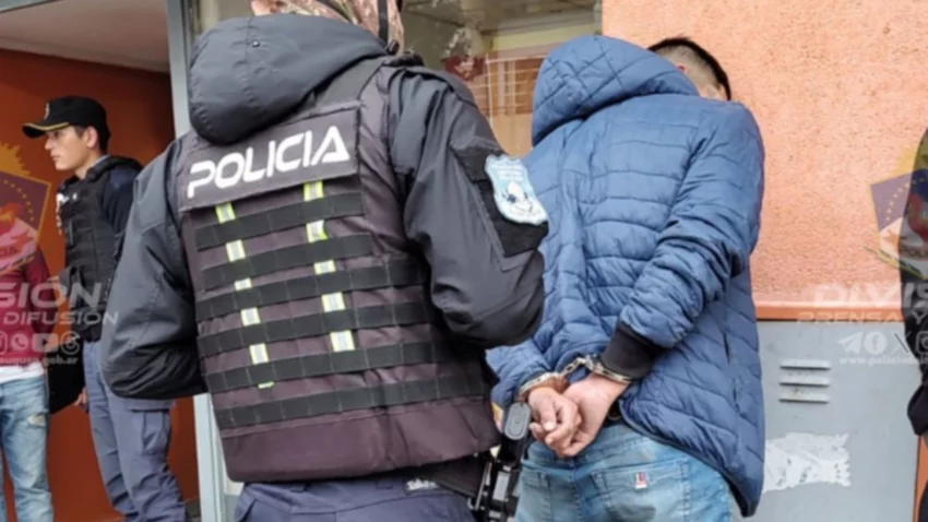 Intento de robo en pleno centro de Neuquén: dos detenidos