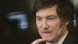 Una nueva: la Justicia denunció que Javier Milei no mandó boletas suficientes
