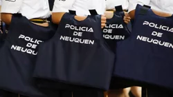Otro robo de arma a personal de la Policía
