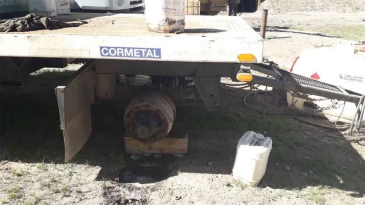 Robo millonario: se llevaron las 12 ruedas de un camión