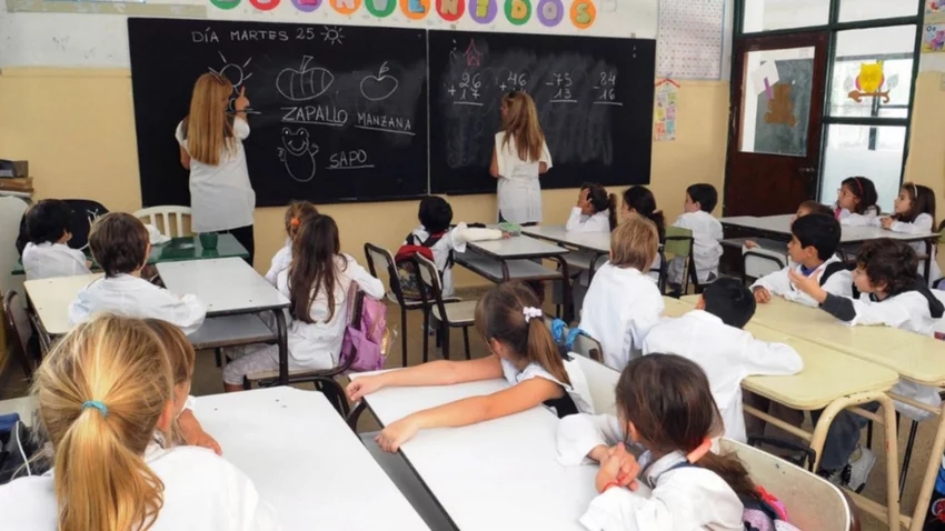 Temporal de viento: ¿Habrá clases este viernes en Neuquén?
