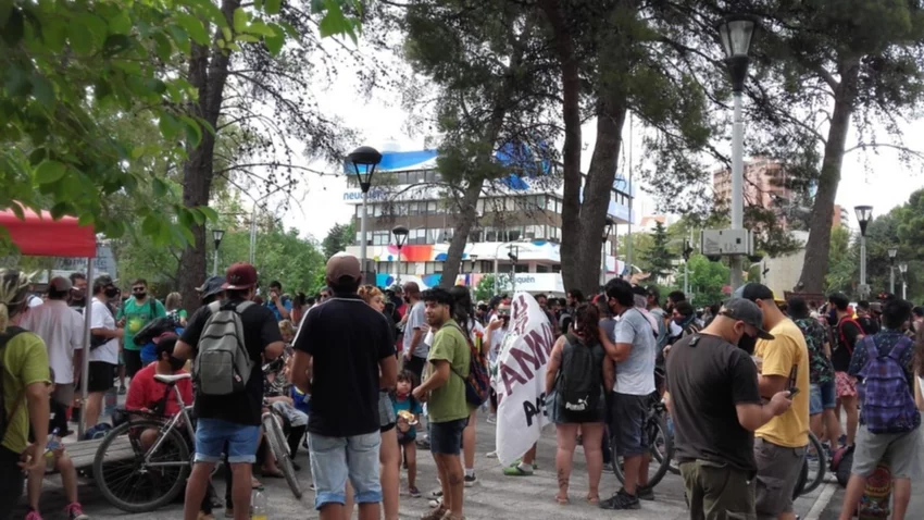 Hoy se realiza en Neuquén la Marcha por la Marihuana