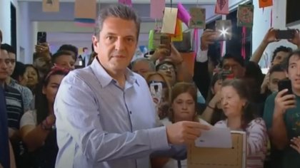 "Tenemos la enorme tarea de resolver los problemas en Argentina"
