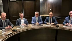 Figueroa y Gutiérrez analizaron planes de inversión con una petrolera