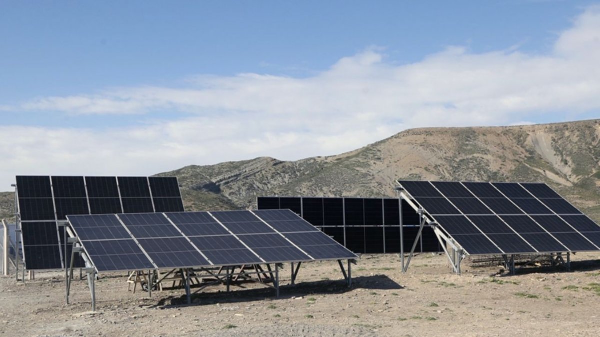 Quedó inaugurado el parque de energía solar en Neuquén