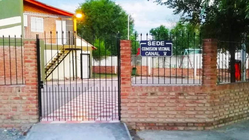 Canal V: vecinos patrullan el barrio ante la ola de robos