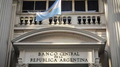 Habrá modificaciones en dólar tarjeta, impuesto a las Ganancias y jubilaciones