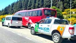 Conductor borracho transportaba un grupo de estudiantes