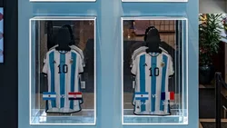 Millonaria recaudación en subasta de camisetas de Messi