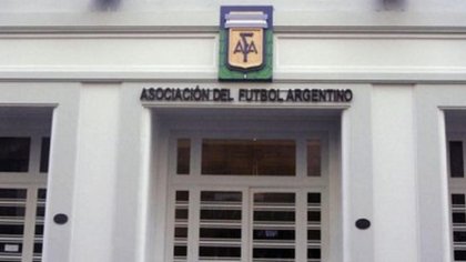 AFA puso en venta el edificio de Viamonte