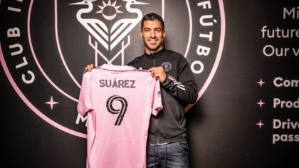 Luis Suárez firmó en el Inter Miami y volverá a jugar con Messi