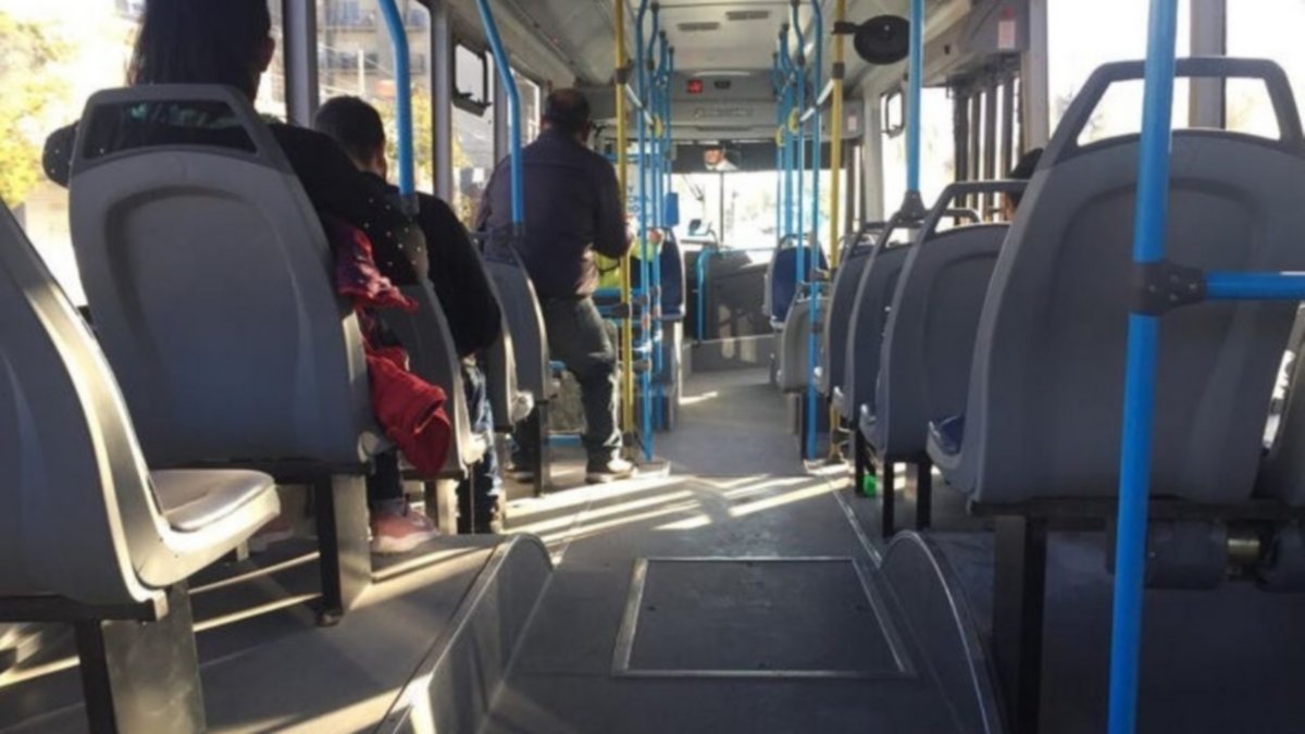 Quita de subsidios: el boleto de colectivo podría valer $800