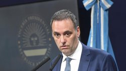 El Gobierno renegociará el acuerdo con el FMI