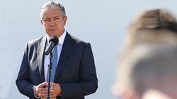 Jubilaciones de privilegio: Figueroa propone un sistema más justo
