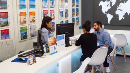 Agencias de viaje piden la inconstitucionalidad del DNU de Milei