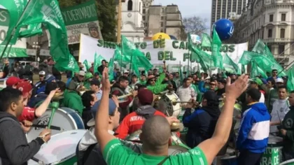 Camioneros cerró su paritaria tras acordar un aumento adicional para enero y febrero