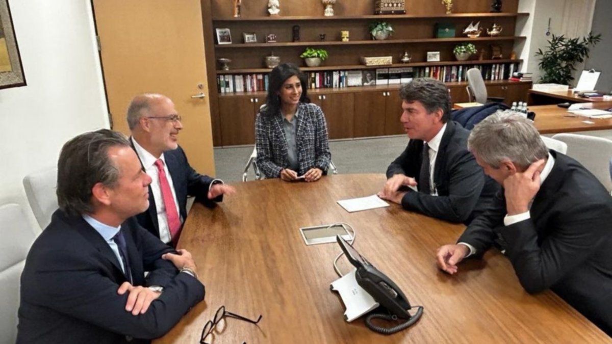 Terminó la reunión clave entre Caputo y Posse con la comitiva del FMI