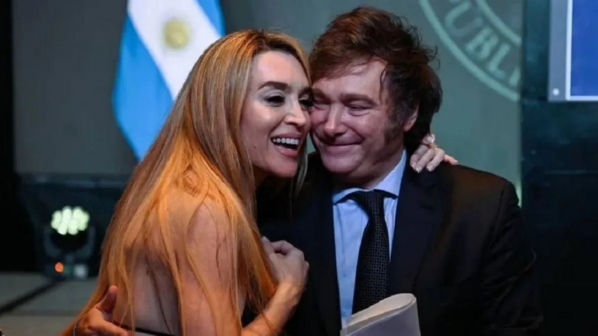La foto íntima de Milei y Fátima Flórez en su primera noche en Olivos