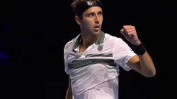 Australian Open: Etcheverry y Baez cosecharon otra victoria