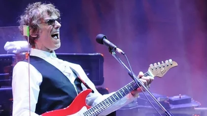 Hoy se celebra el Día del Músico en homenaje al "flaco" Spinetta