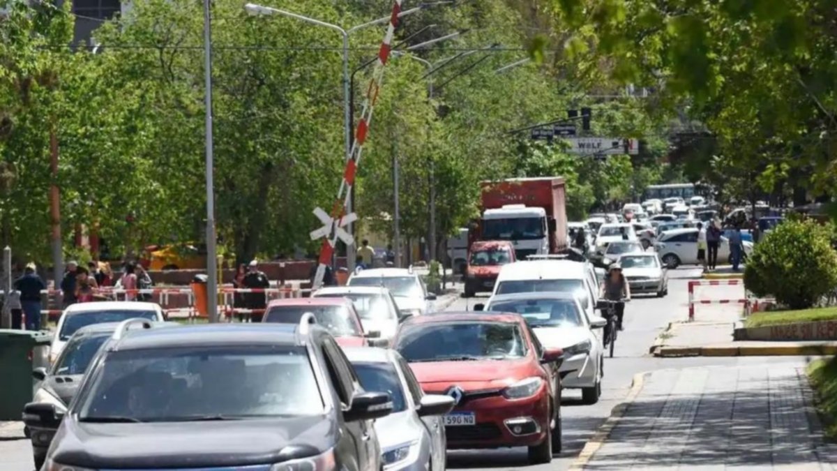 Casi cuatro millones de vehículos transitaron por Neuquén Capital
