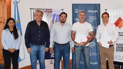 Figueroa entregó créditos para MiPymes de Neuquén