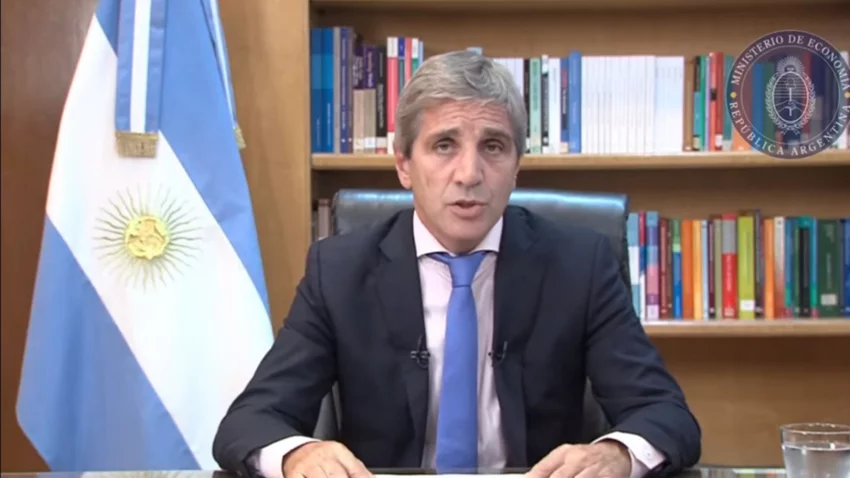 El gobierno acordó con el FMI y recibió USD 4.700 millones