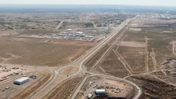 Por el choque entre un auto y un camión petrolero, habrá demoras en Autovía Norte