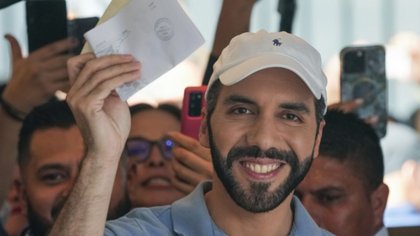 Bukele arrasó y fue reelecto en El Salvador