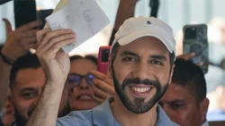 Bukele arrasó y fue reelecto en El Salvador