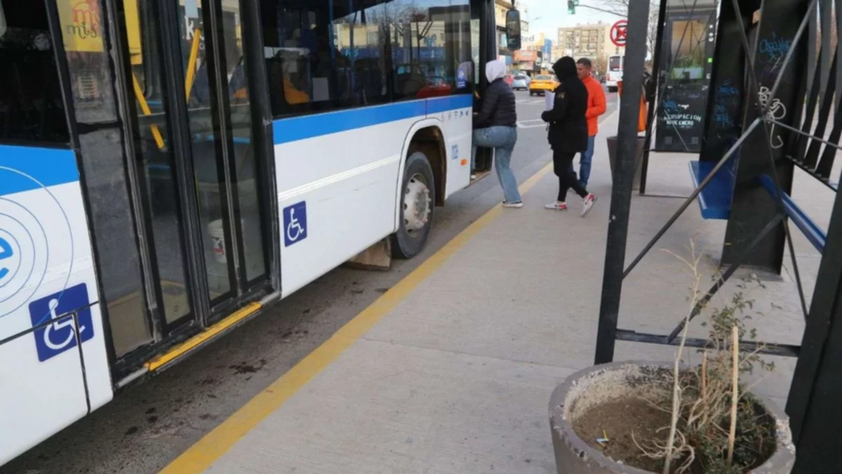 Levantaron el paro de colectivos en Neuquén