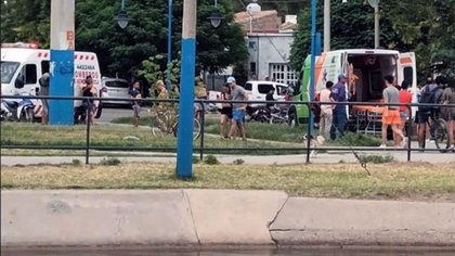 Se bañaba con amigos y se ahogó en el Canal Grande