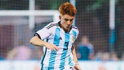 Argentina va por la clasificación ante Brasil