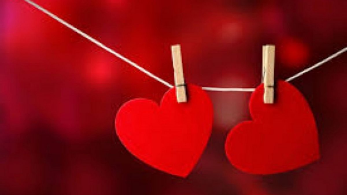 Los regalos de “los enamorados” cuestan un 383% más