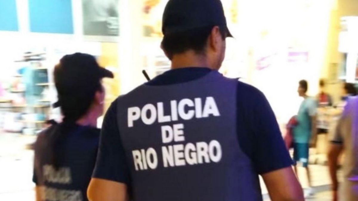 Neuquino discutió, peleó y quedó detenido en San Antonio