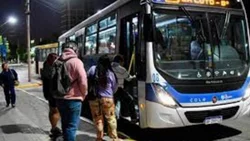 Gaido espera $300 millones al mes por tasa a combustibles