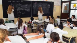 Peligra el inicio de clases y los gremios presionan por paritarias